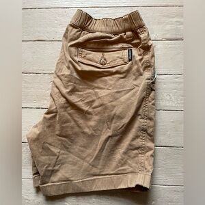 Chubbies Classic Khaki Size M 5” Inseam